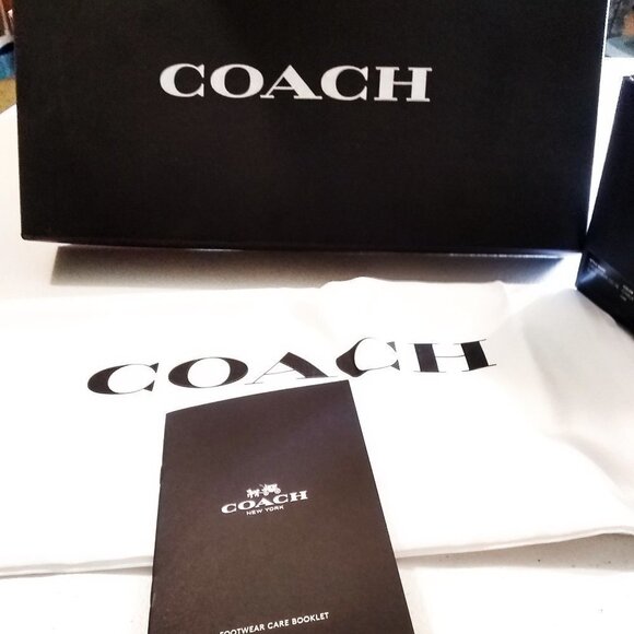 Coach Cream Crosby Driver Suede Tea Rose NIB S5.5 - Picture 3 of 12